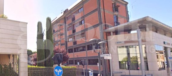 3-salle Appartement à Avezzano, Italy No. 77263 2