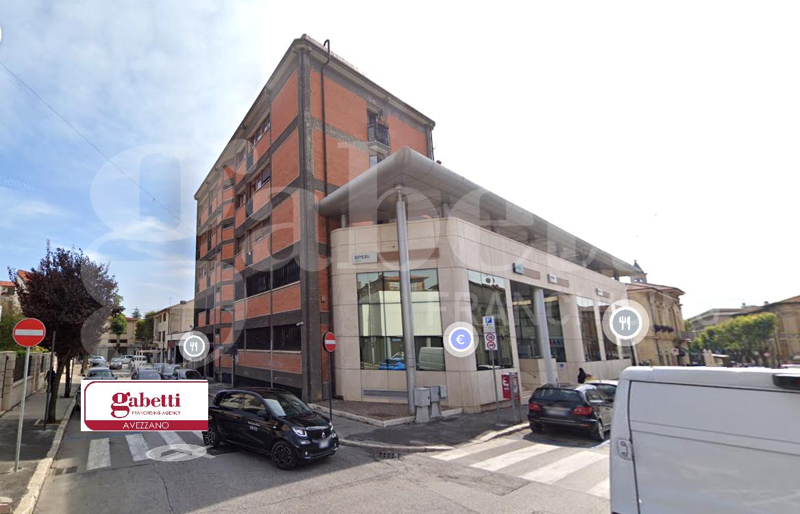 3-salle Appartement à Avezzano, Italy No. 77263