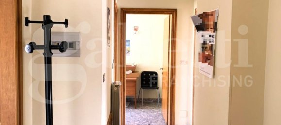 3-salle Appartement à Avezzano, Italy No. 77263 13