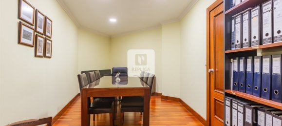 130m² Office in Porto, Portugal No. 209824 11