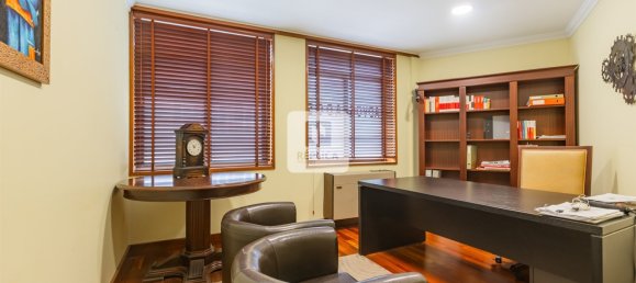 130m² Office in Porto, Portugal No. 209824 13