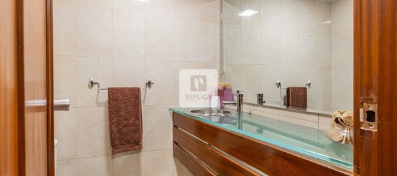 130m² Office in Porto, Portugal No. 209824 19