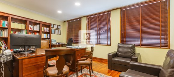 130m² Office in Porto, Portugal No. 209824 7