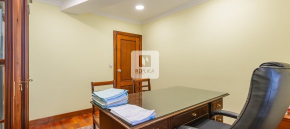 130m² Office in Porto, Portugal No. 209824 10
