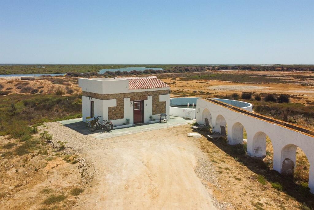 Land in Guia, Portugal No. 144083