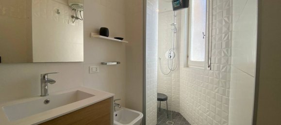 3 Schlafzimmer Wohnung in Borghetto Santo Spirito, Italy, Nr. 373916 24