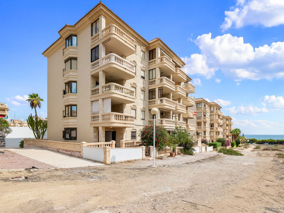 3 bedrooms Apartment in Guardamar del Segura, Spain No. 175811