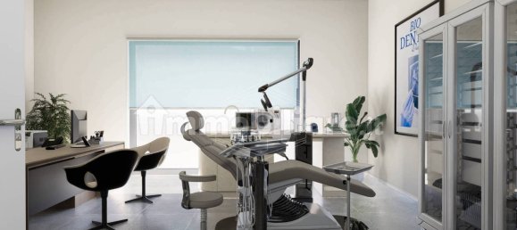 2 rooms Commercial property in Genoa, Italy No. 123613 6