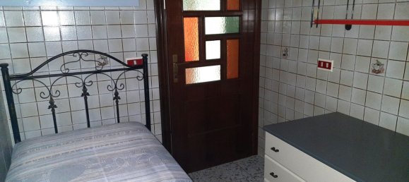 Casa de 6 habitaciónes en Centola, Italy No. 27499 27