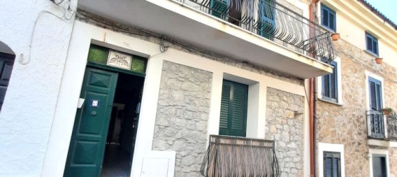 Casa de 6 habitaciónes en Centola, Italy No. 27499 2