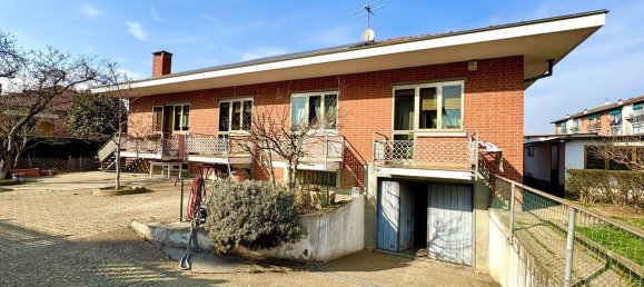 6-salle Villa à La Loggia, Italy No. 146269 4