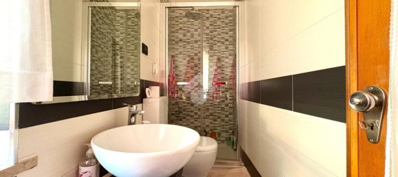 6-salle Villa à La Loggia, Italy No. 146269 25