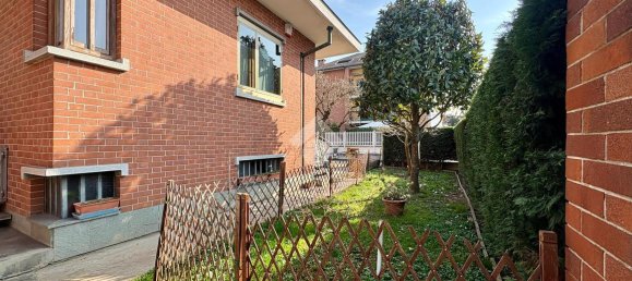 6-salle Villa à La Loggia, Italy No. 146269 2