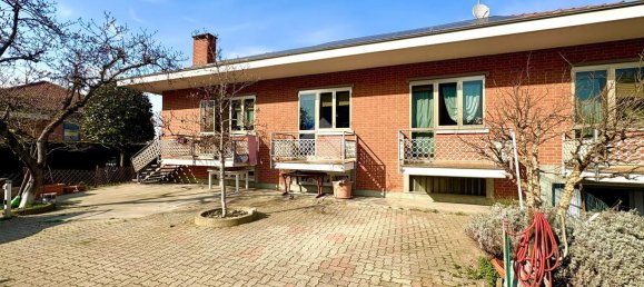 6-salle Villa à La Loggia, Italy No. 146269 40