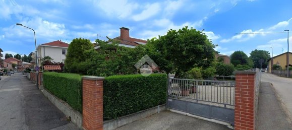 6-salle Villa à La Loggia, Italy No. 146269 8