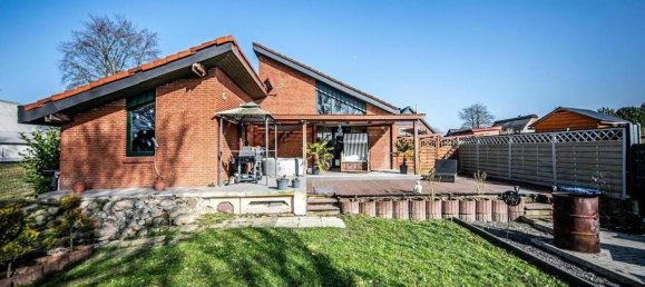 5 rooms House in Stade, Germany No. 242636 5