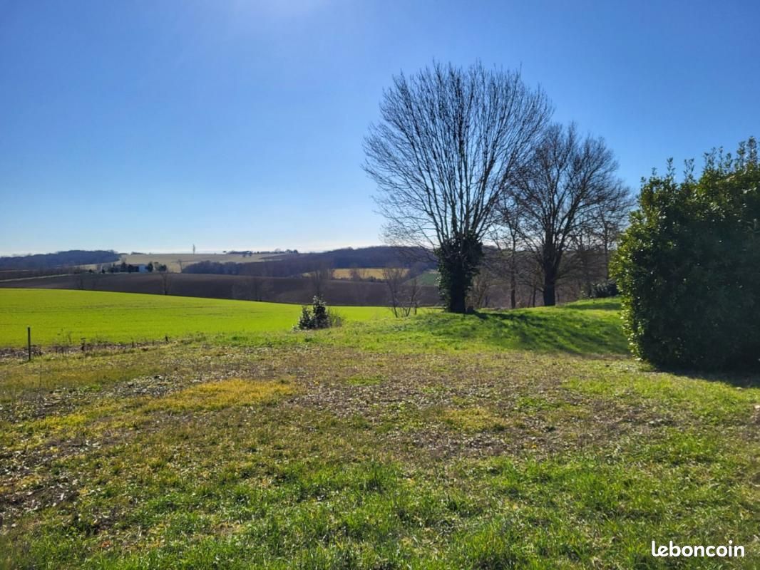 1223m² Land in Odars, France No. 207982