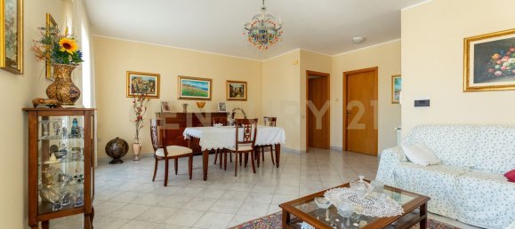 4 غرف نوم شقة في Carlentini, Italy رقم 342725 9