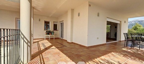 4 bedrooms House in Periana, Spain No. 56064 17