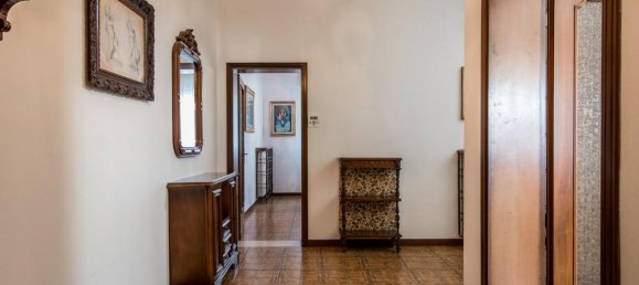 4 rooms Villa in Padua, Italy No. 29980 25