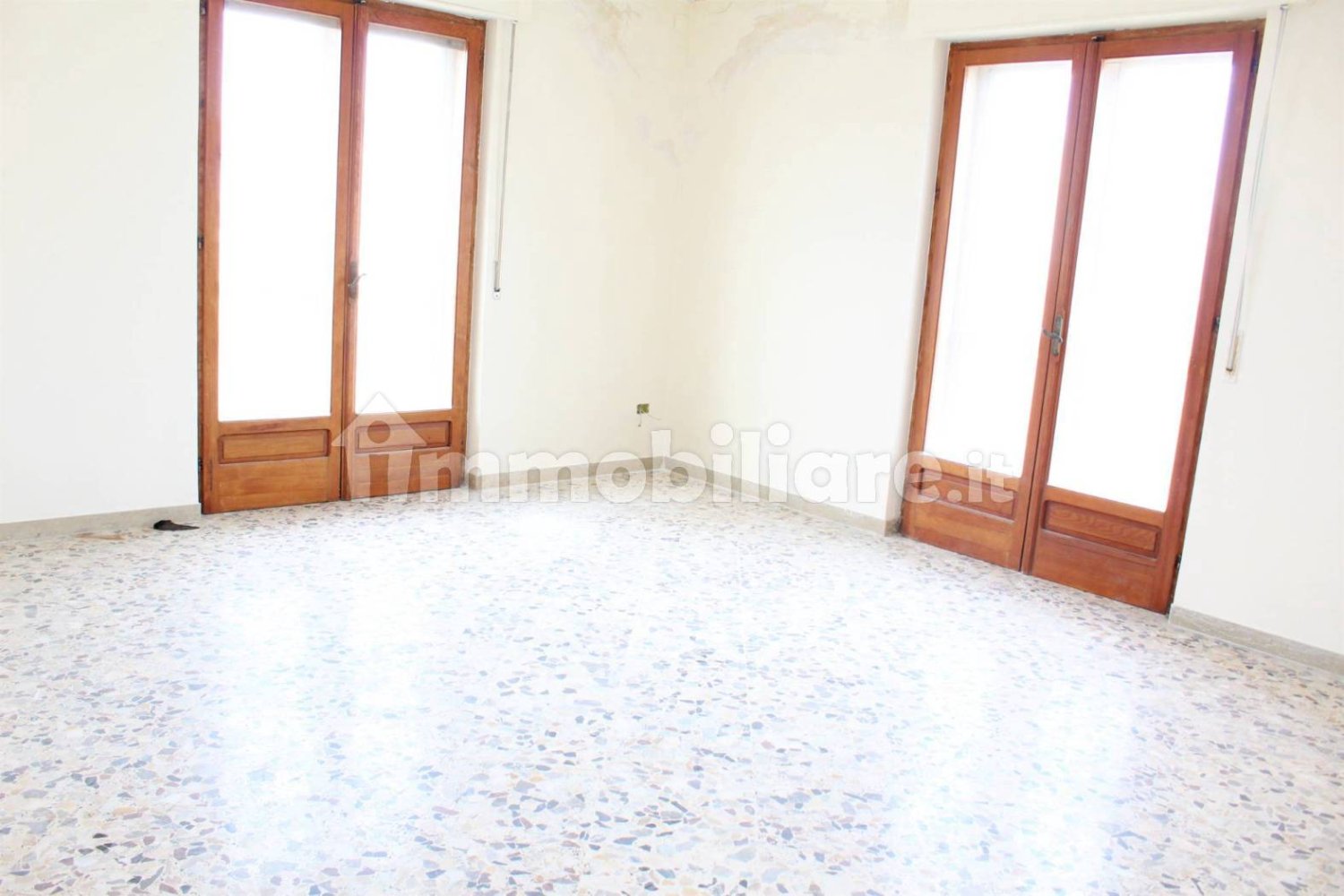 3 Schlafzimmer Wohnung in Santeramo in Colle, Italy, Nr. 176044