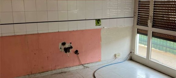 5 rooms Apartment in Somma Vesuviana, Italy No. 268073 9