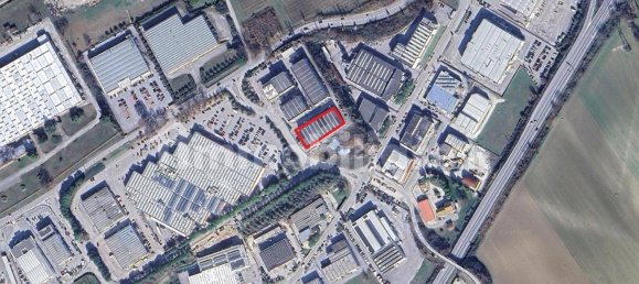 1246m² Warehouse in Tolentino, Italy No. 318868 18