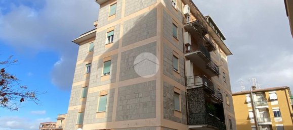 Apartamento de 4 habitaciónes en Viterbo, Italy No. 110673 5