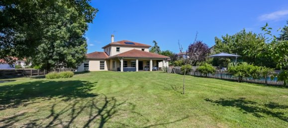 5 Schlafzimmer Villa in Ain, France, Nr. 347602 2