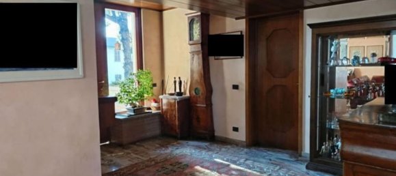 6غرفة فيلا في Robecchetto con Induno, Italy رقم 259080 8