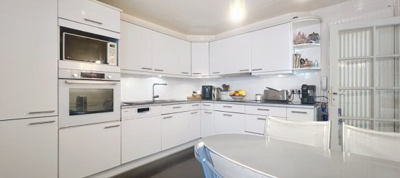 4 bedrooms House in Garches, France No. 121740 8