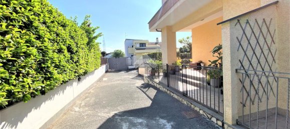 3غرفة فيلا في Guidonia Montecelio, Italy رقم 6548 2