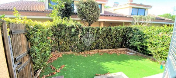 3غرفة فيلا في Guidonia Montecelio, Italy رقم 6548 4