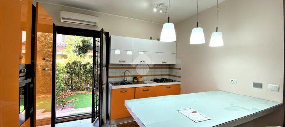 3غرفة فيلا في Guidonia Montecelio, Italy رقم 6548 8