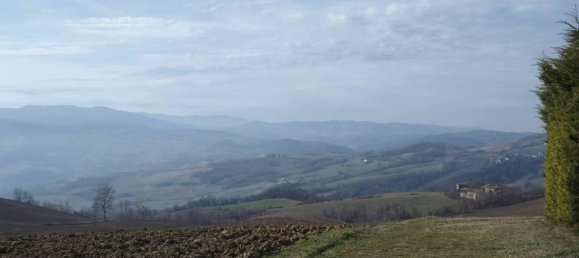 4 Schlafzimmer Haus in Alta Val Tidone, Italy, Nr. 173575 5