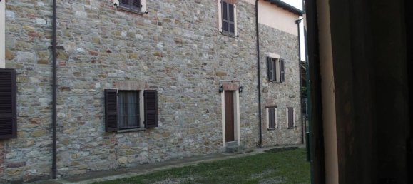 4 Schlafzimmer Haus in Alta Val Tidone, Italy, Nr. 173575 8