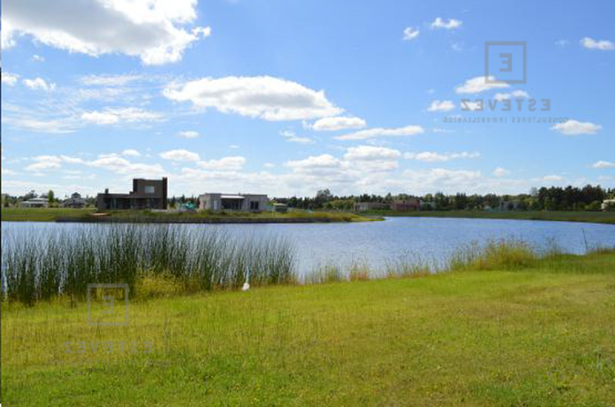 Terreno en Escobar, Argentina No. 118767