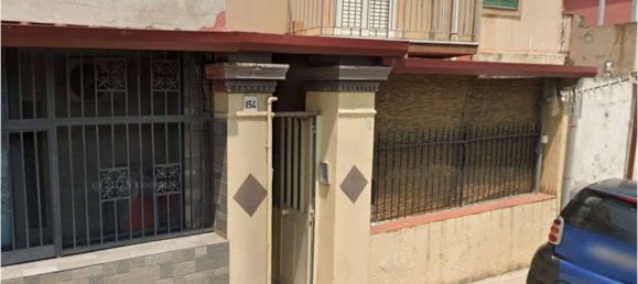 3 bedrooms Apartment in Messina, Italy No. 335274 4