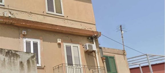 3 bedrooms Apartment in Messina, Italy No. 335274 5