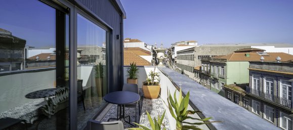 7 bedrooms Building in Porto, Portugal No. 129788 3