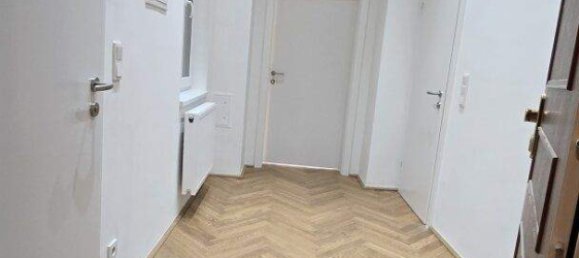 Studio in Dobling, Austria No. 126885 8