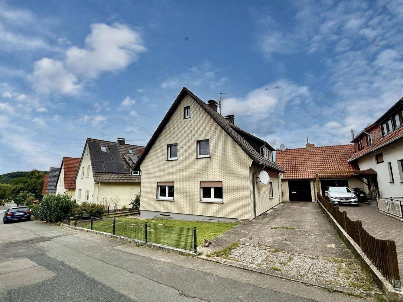 6 rooms House in Lippe, Germany No. 328098