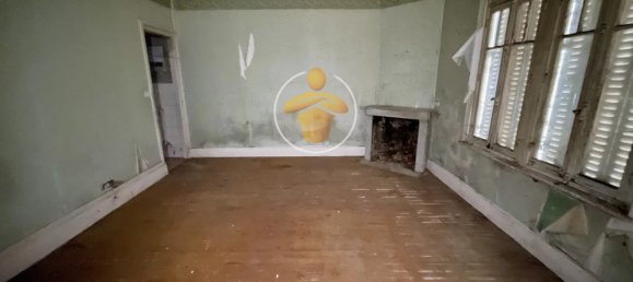 4 Schlafzimmer Haus in La Fere, France, Nr. 239042 4