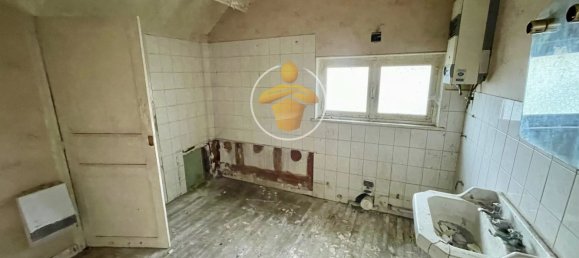 4 Schlafzimmer Haus in La Fere, France, Nr. 239042 7