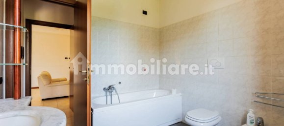1 Schlafzimmer Wohnung in Carnate, Italy, Nr. 165141 16