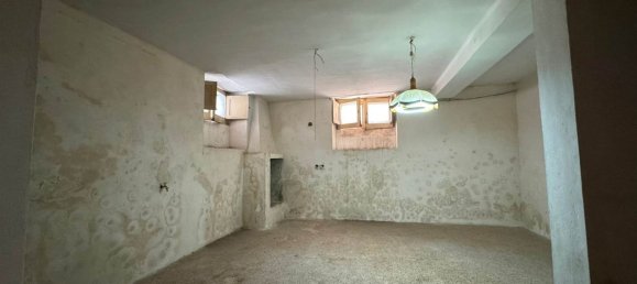 253m² Building in Turi, Italy No. 312755 6
