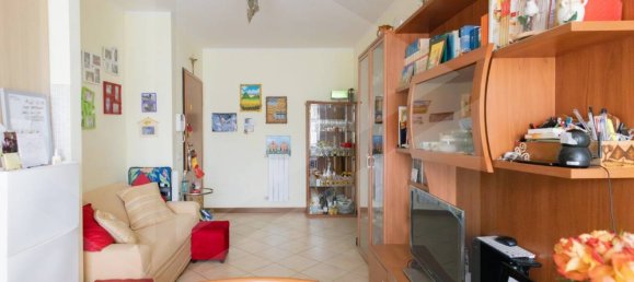 Квартира с 2 комнатами в Рим, Италия № 26290 7