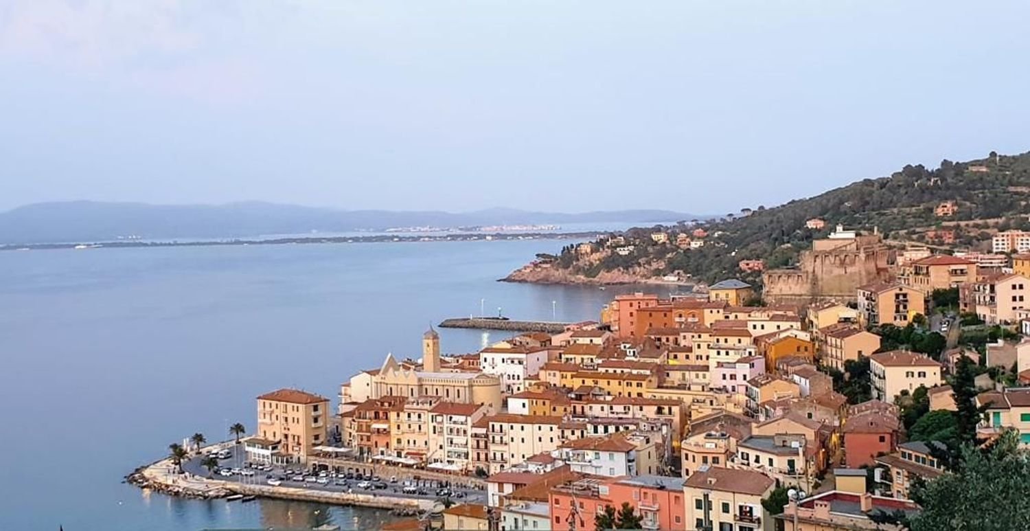 5 rooms Apartment in Monte Argentario, Italy No. 136338