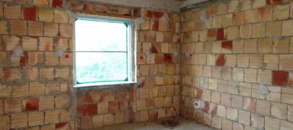 Дом с 7 комнатами в Маноппелло, Италия № 177926 9