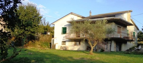 Дом с 7 комнатами в Маноппелло, Италия № 177926 16